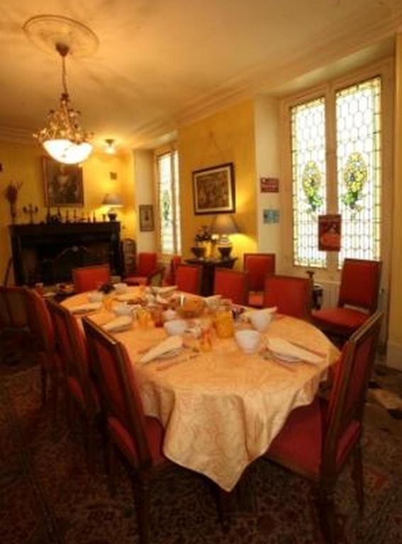 Bed and Breakfast La Cour Des Marotiers Mareuil-sur-Ay Exterior foto